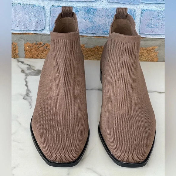 Vivaia Square Toe Water Repellent Ankle Boot size 42/11 - Picture 3 of 14